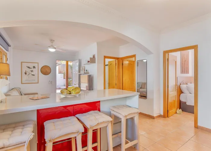 En بلايا ديل إنغلز